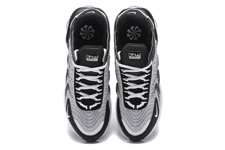 air max tailwind sail
