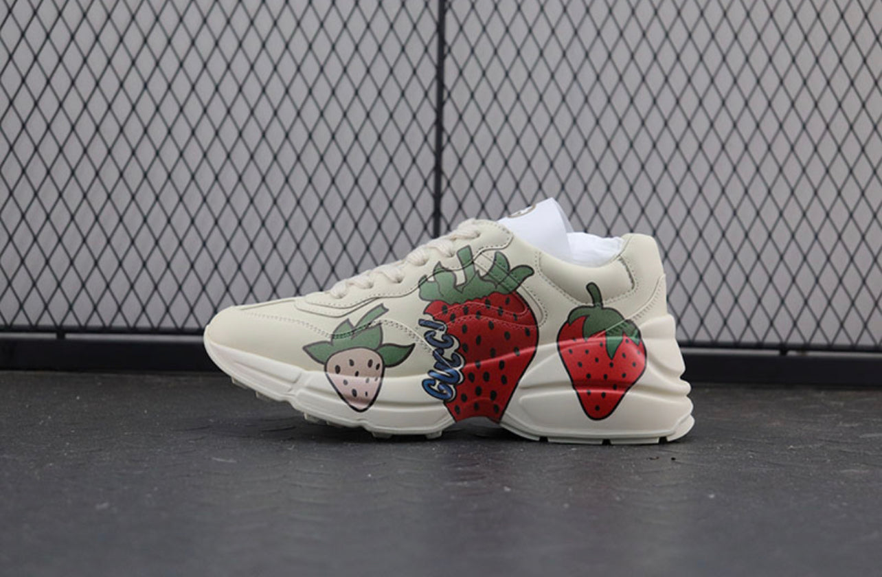 G Rhyton Strawberry Print Sneaker