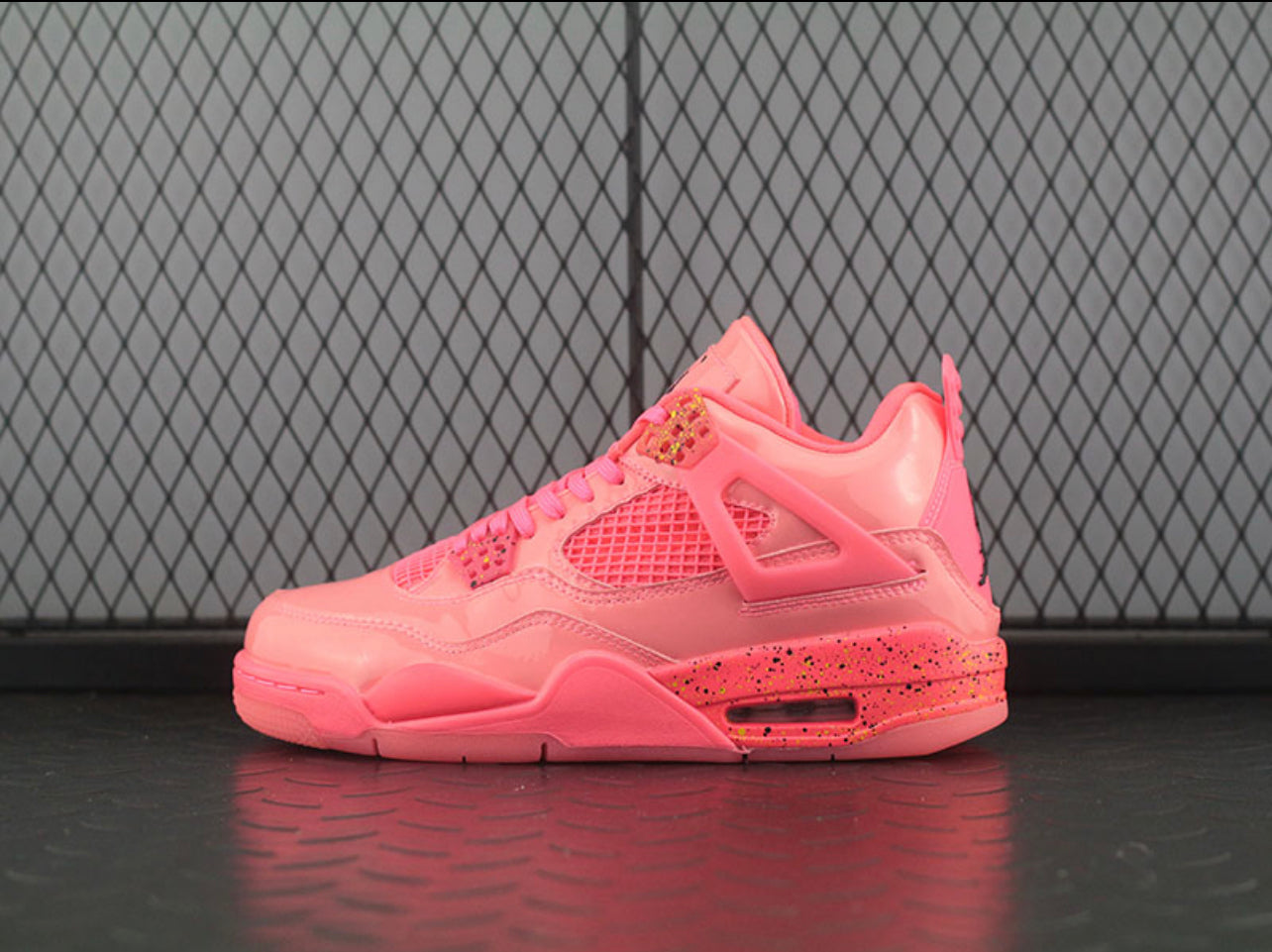 Air Jordan 4 Pink