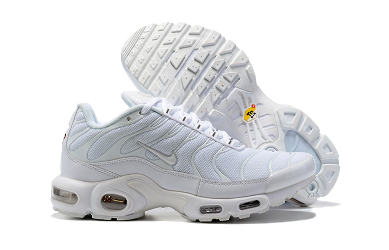 Nike triple white tns Clearance
